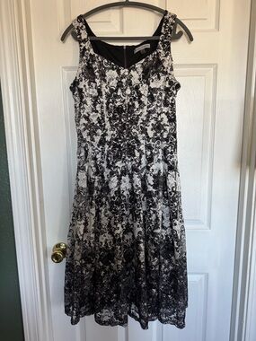 Danny & Nicole Lace Dress